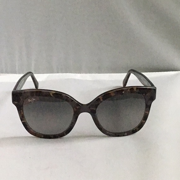 MAUI JIM SUNGLASSES LADIES. - Picture 7 of 8